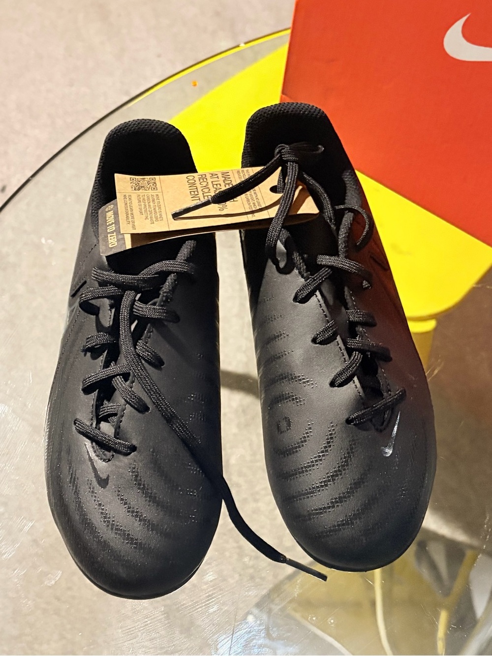 Nike Boys / Men’s Black Athletic Training Shoes